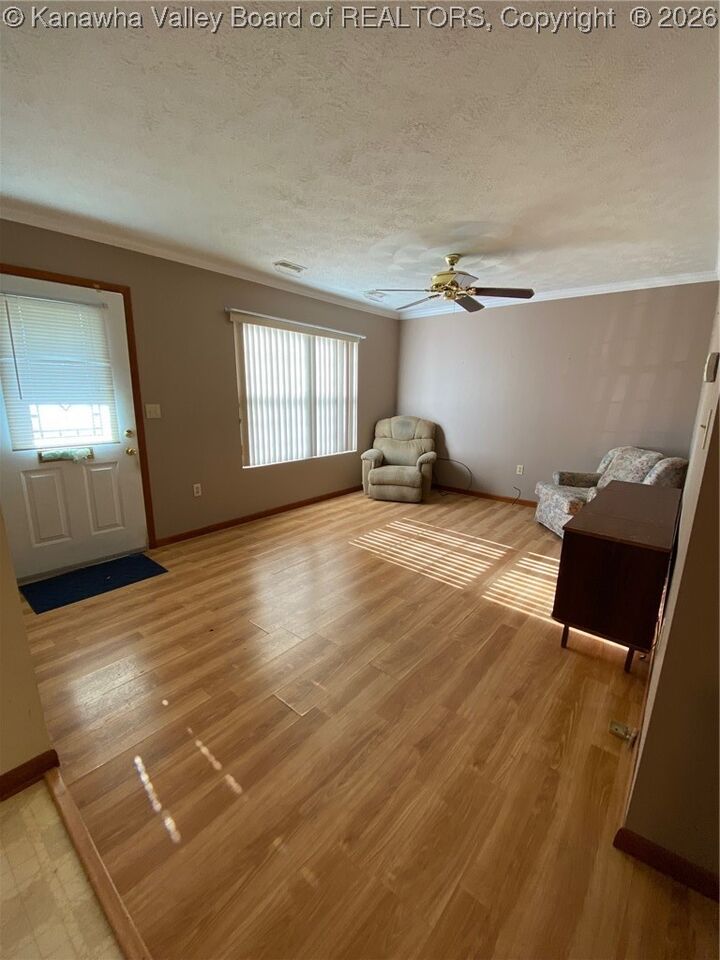 Property Photo: 2222 Lincoln Avenue WV 25177