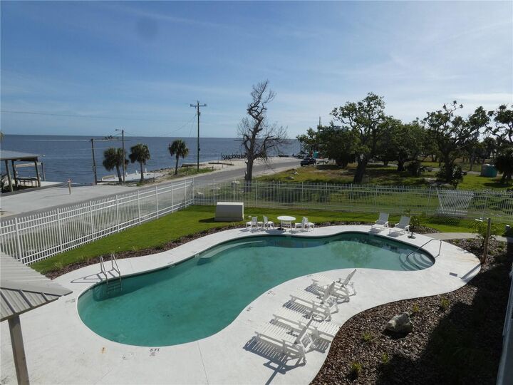 Property Photo:  502 Main Street 106  FL 32648 