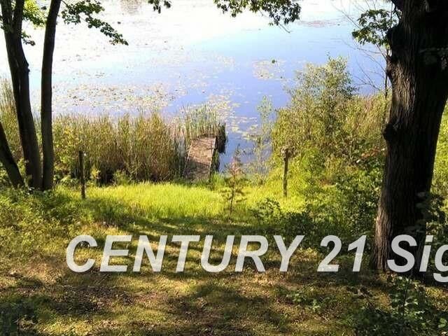 Property Photo:  1715 E Highwood Road  MI 48612 