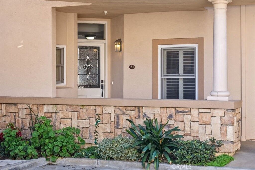 Property Photo: 21 Plaza Caloroso CA 92675