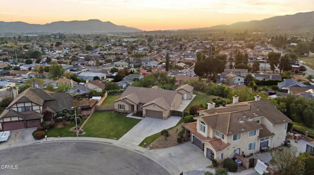 Property Photo:  815 Woodgrove  CA 93015 