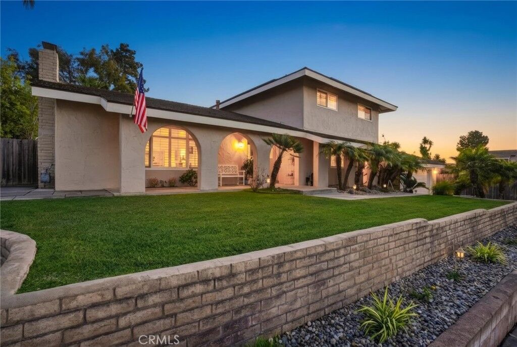 Property Photo:  1044 Cinnabar Court  CA 93455 