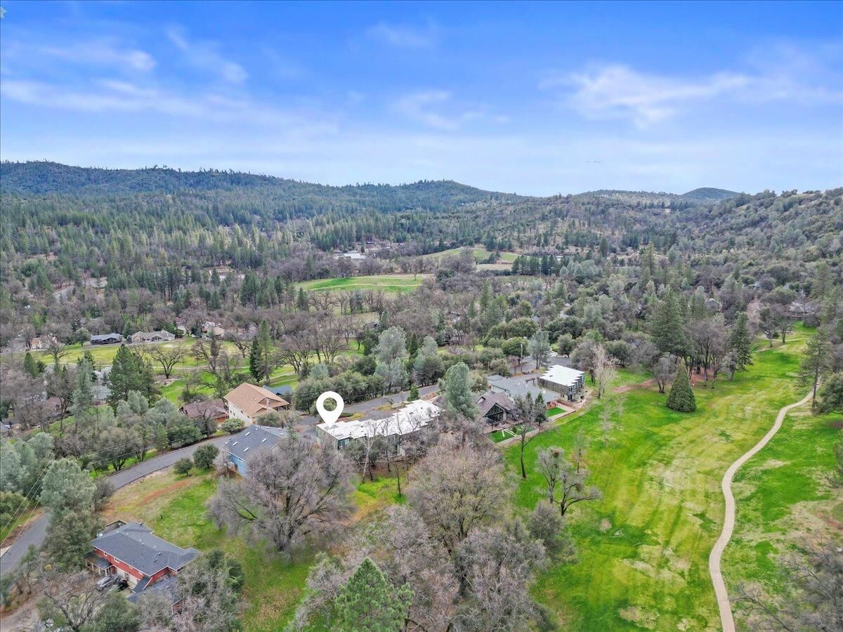 Property Photo:  19096 Dyer Court 1  CA 95321 