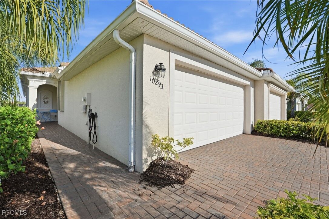 Property Photo:  10293 Prato Drive  FL 33913 