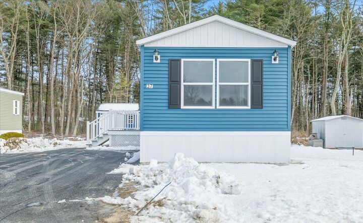 Property Photo:  29 Lowell Road  NH 03079 