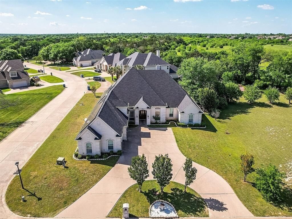 Property Photo:  1009 Place Louie  TX 75115 