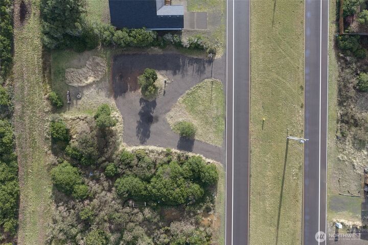 Property Photo:  1224 E Ocean Shores Boulevard  WA 98569 