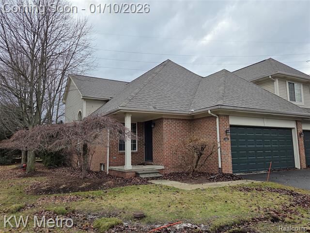 Property Photo:  622 Macwilliams Lane  MI 48067 