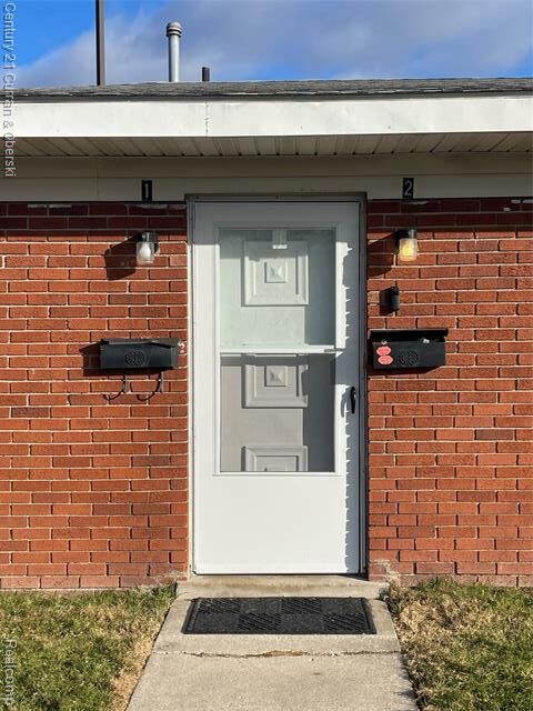 Property Photo:  125 Arcola Street 1  MI 48141 