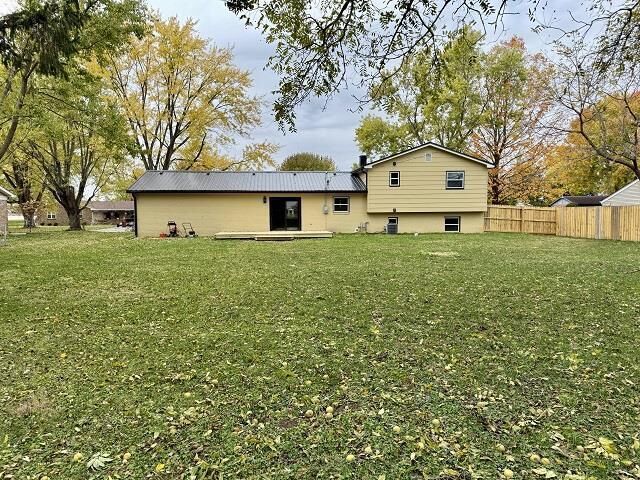 Property Photo:  1309 NW 20th Street  IN 47374 