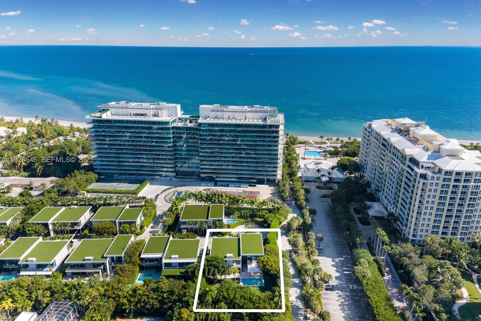 Property Photo: 111 Reef Ln FL 33149