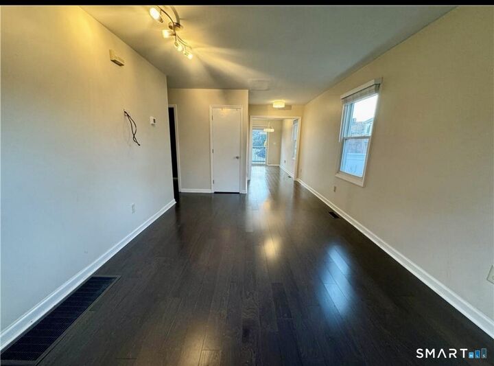 Property Photo:  41 Nash Place B  CT 06854 