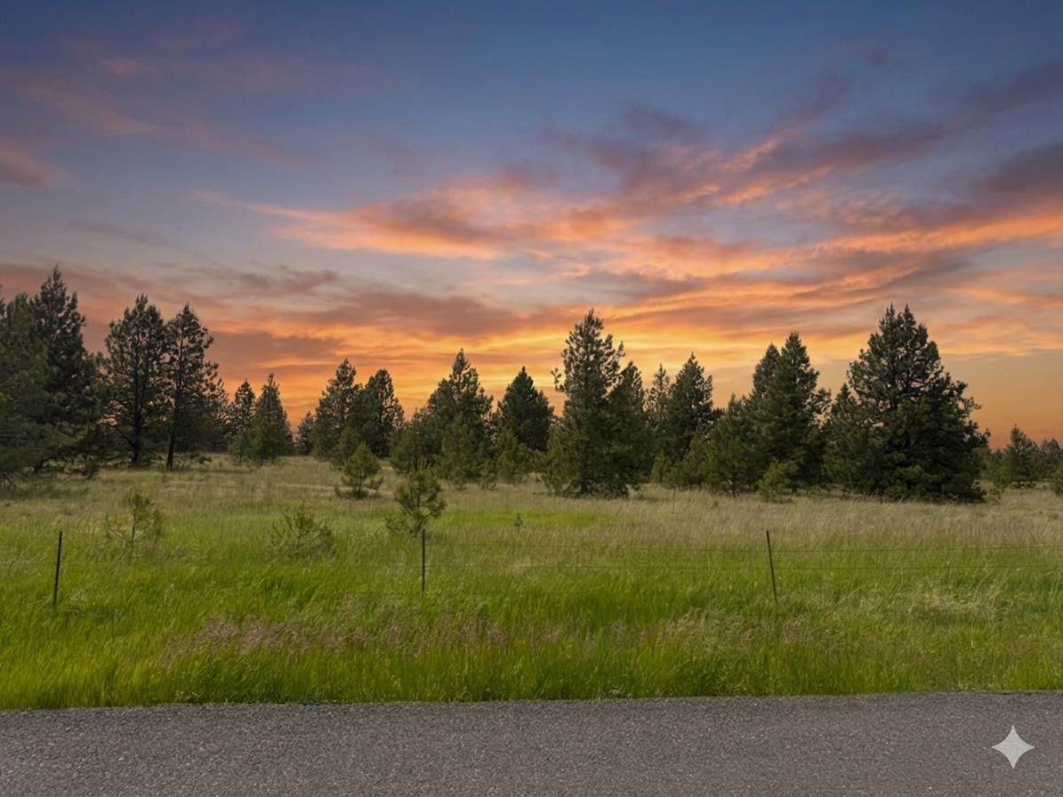 Property Photo:  15211 N Wood Rd  WA 99026 