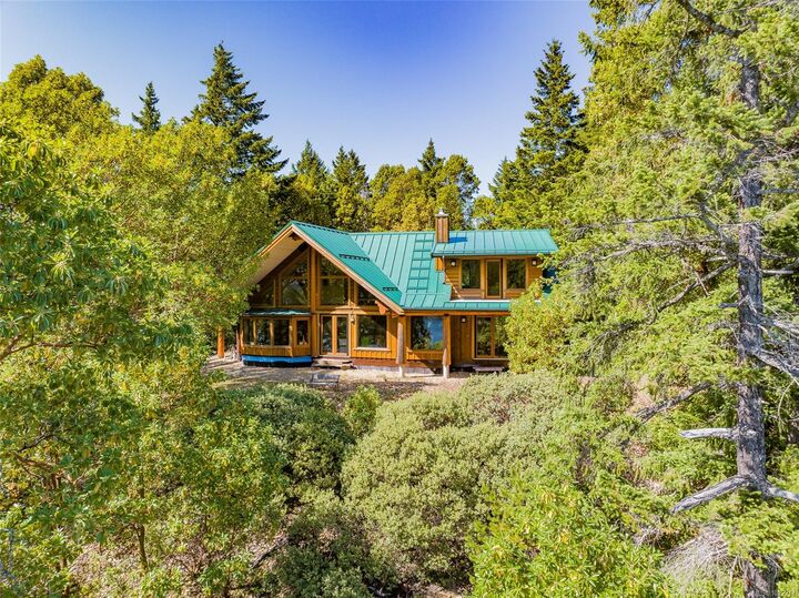 Property Photo: 1100 Keith Rd BC V9K 2L7