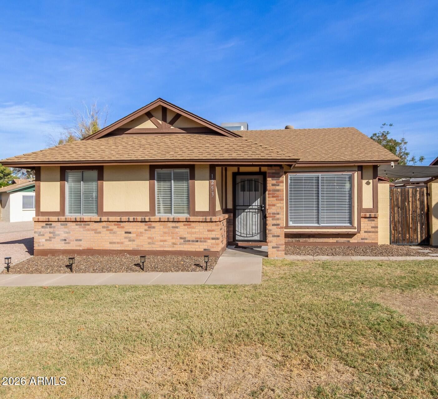Property Photo:  5135 E Evergreen Street 1253  AZ 85205 