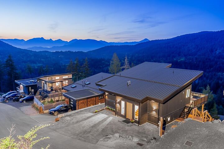 Property Photo: 885 Rivendell Drive BC V0N 1G0