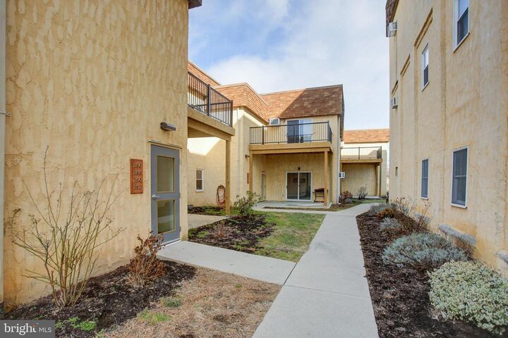 Property Photo:  290 W 2nd Street 19  PA 17268 