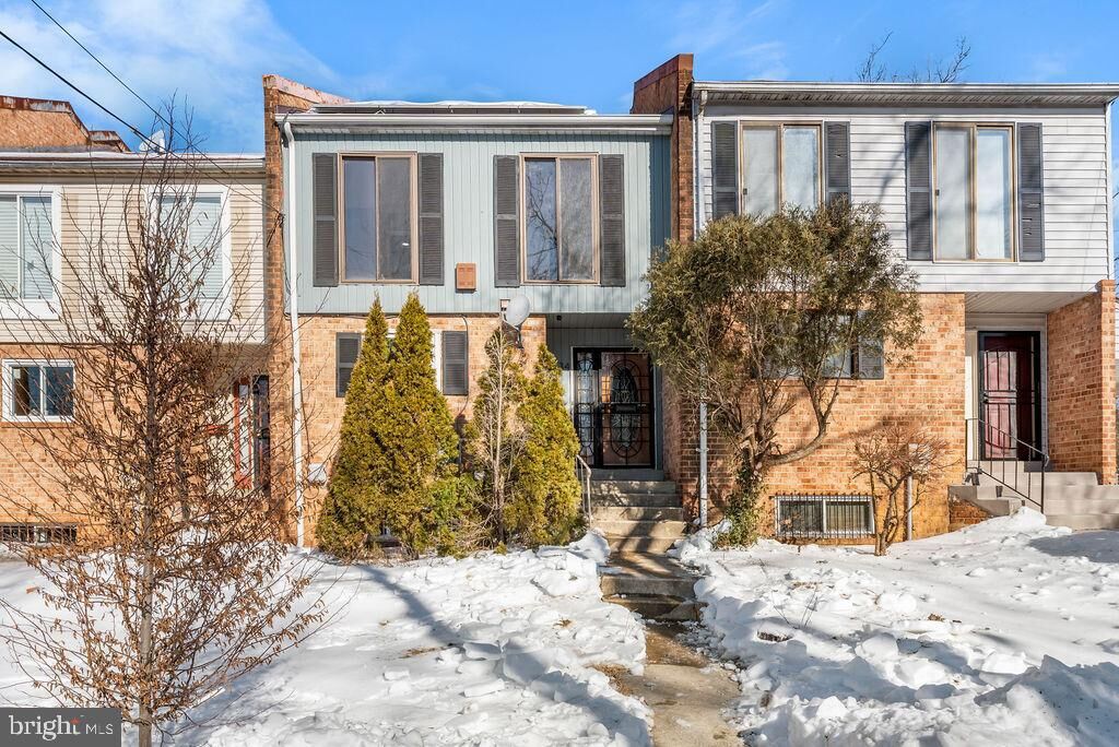 Property Photo:  5034 Nash Street NE  DC 20019 