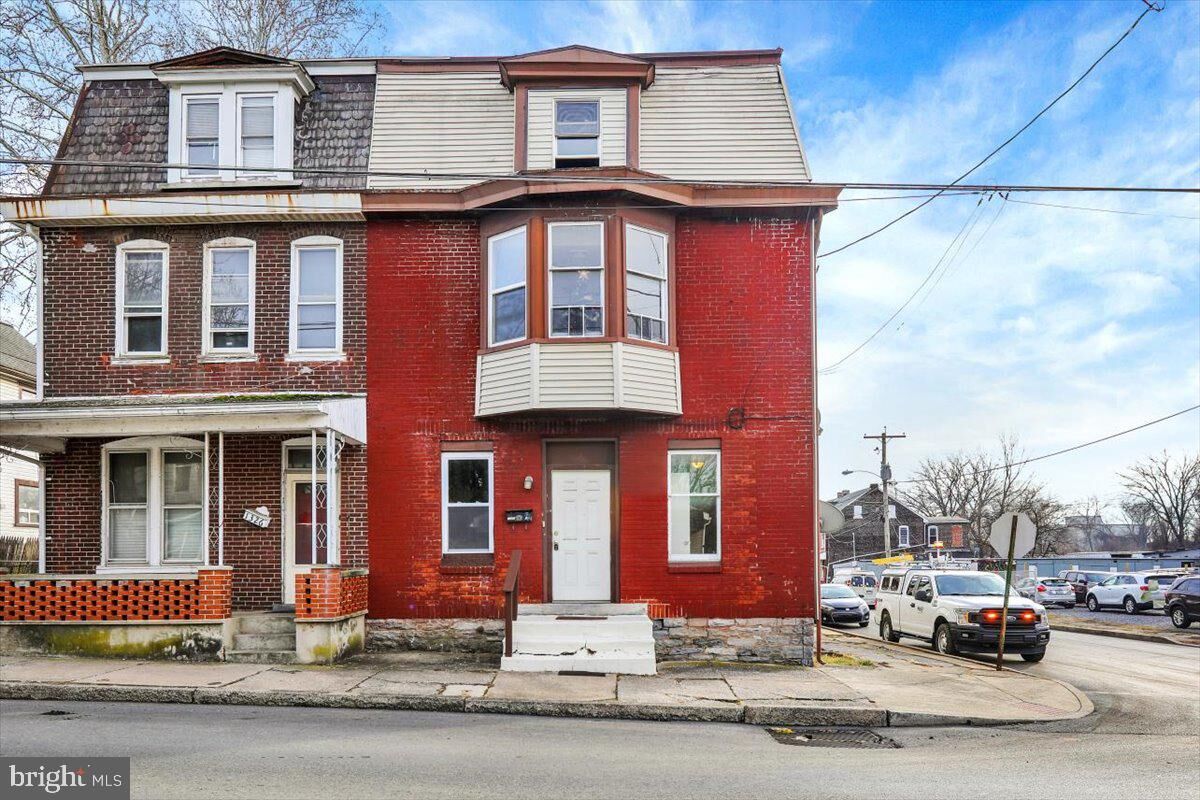 Property Photo:  1328 Lehman Street  PA 17046 