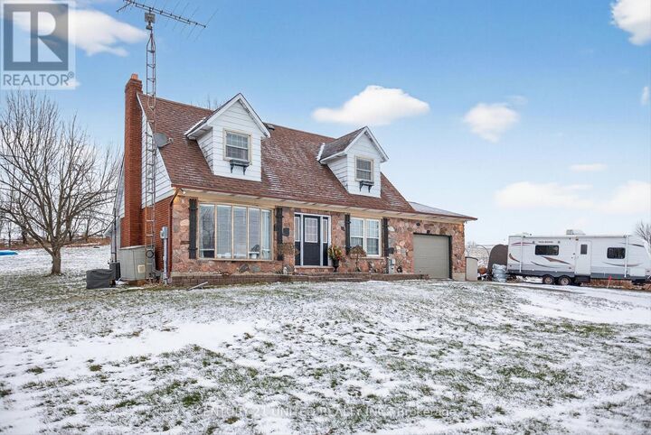 Property Photo:  965 Hiawatha Line  ON K9J 6X8 