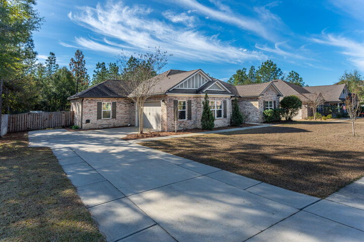 Property Photo:  1524 Mill Creek Drive  FL 32531 