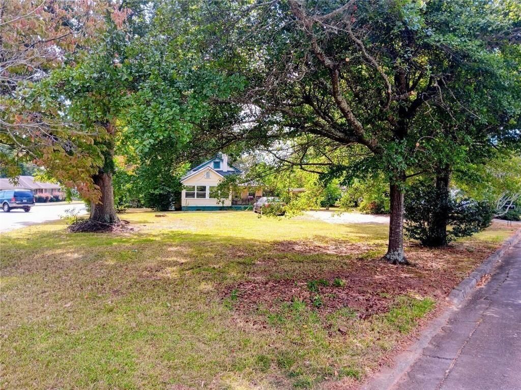 Property Photo:  406 Brookwood Drive  GA 30286 