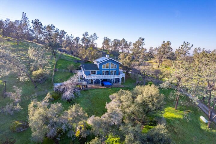 Property Photo:  41576 Road 406  CA 93614 