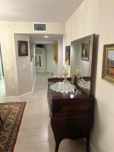 Property Photo:  901 SW 141st Ave 112  FL 33027 