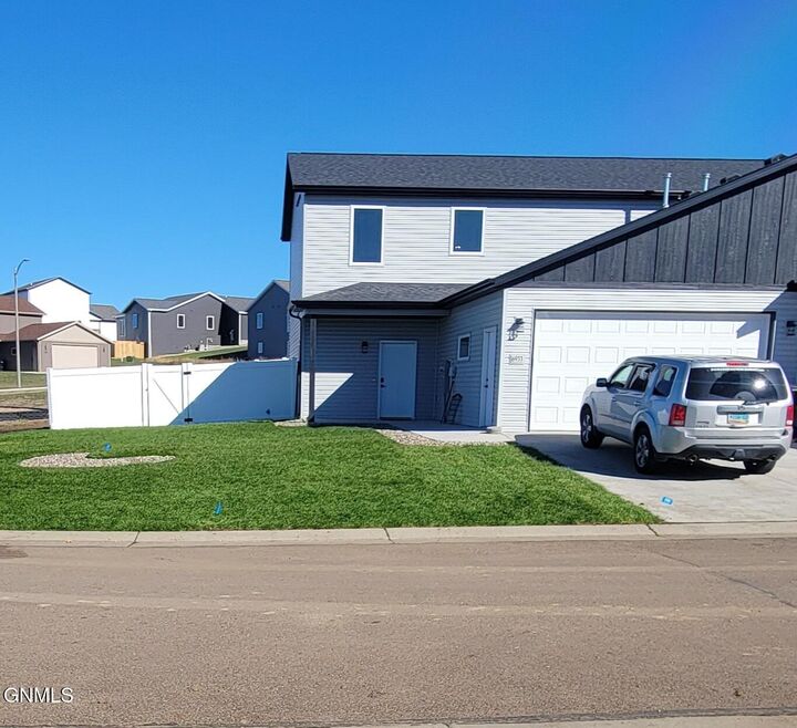 Property Photo:  6933 Butler Loop  ND 58504 