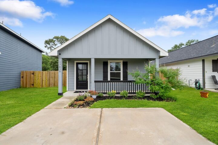 Property Photo:  17038 Marie Village Drive  TX 77306 