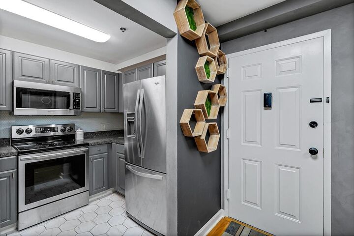 Property Photo:  318 54th St 3I  NJ 07093 