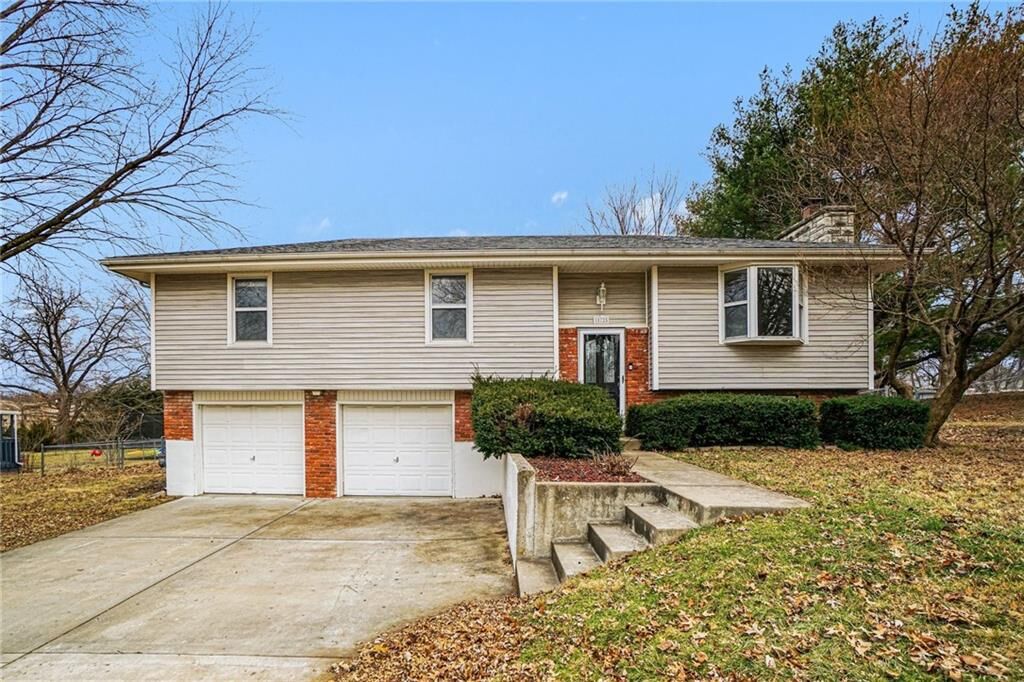 Property Photo:  10725 N McGee Street  MO 64155 