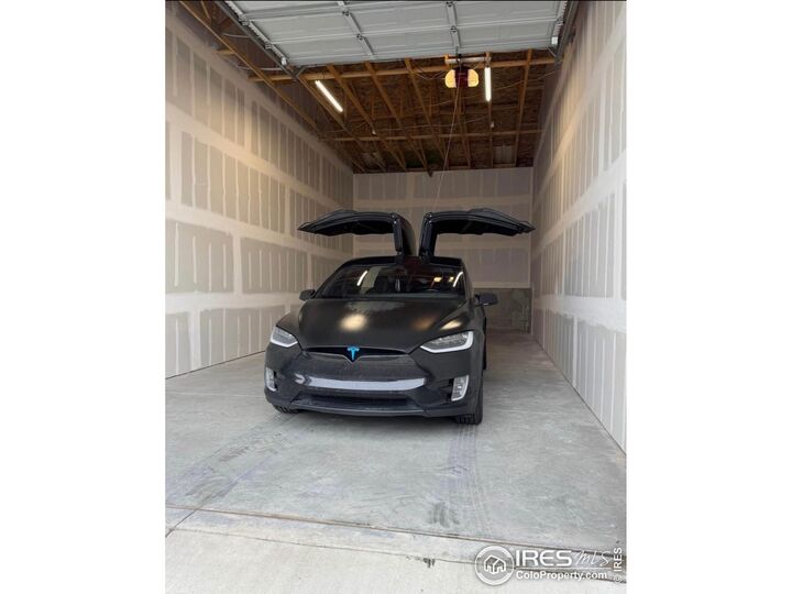 Property Photo: 288 E Chestnut St A-2 CO 80550