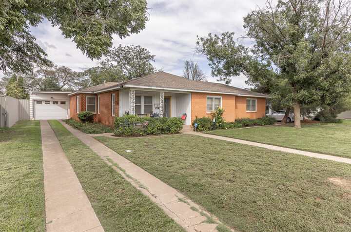 Property Photo:  1718 28th Street  TX 79411 