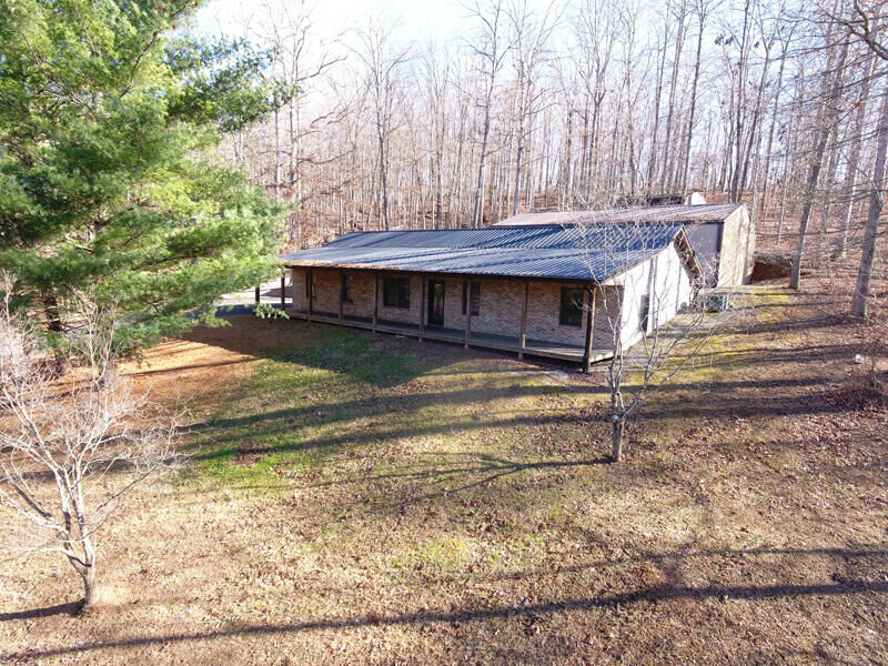 Property Photo:  305 Halcomb Drive  KY 42501 