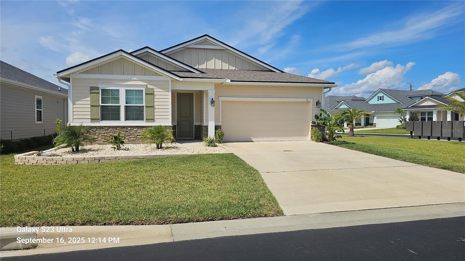 Property Photo:  21 Los Lagos Boulevard  FL 32137 