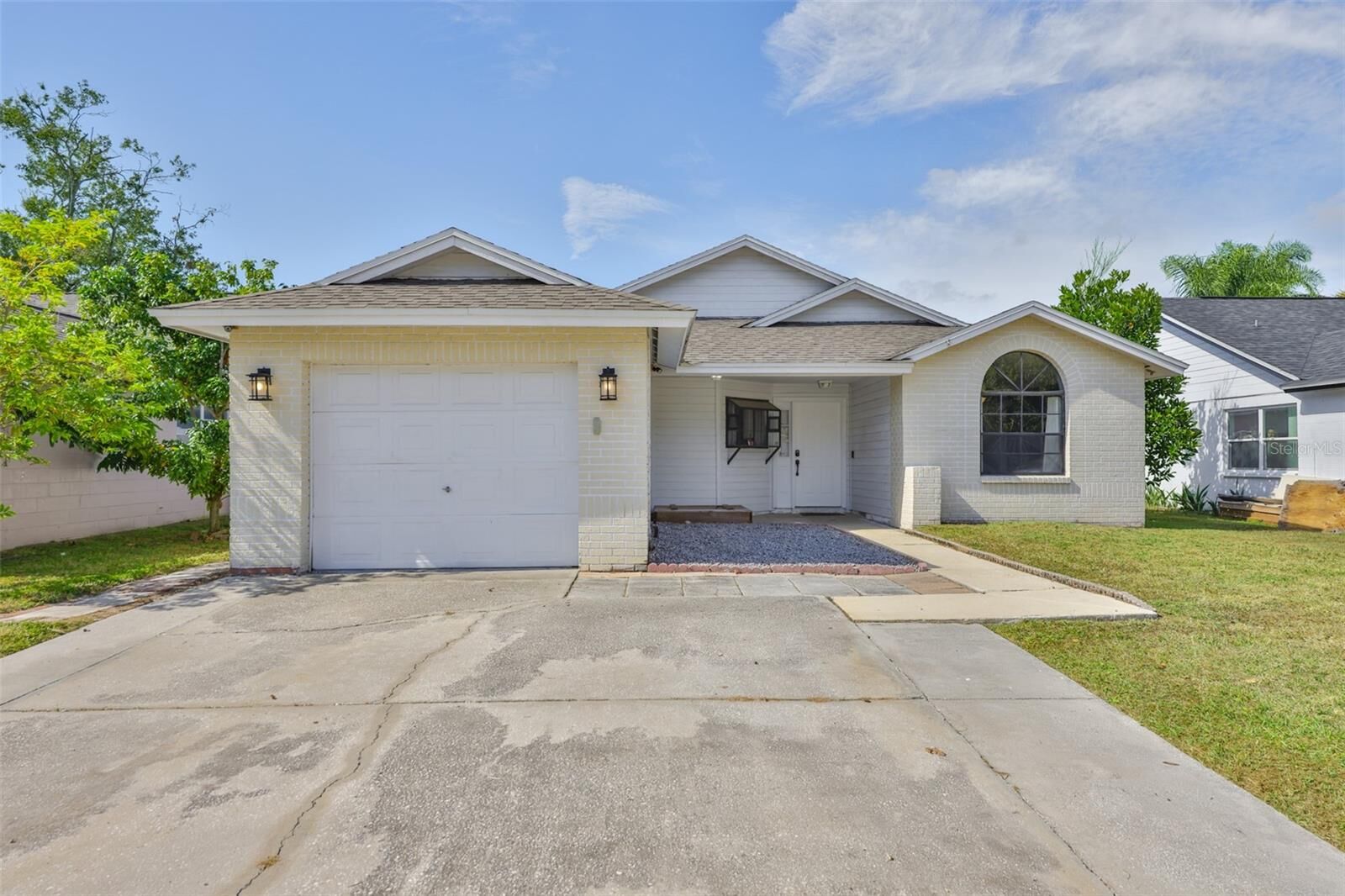 Property Photo: 12851 Coverdale Drive FL 33624