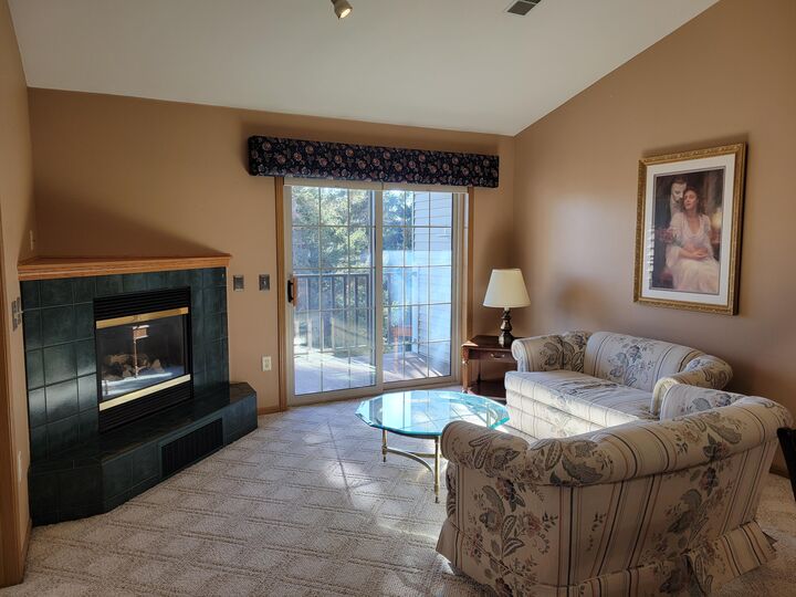 Property Photo:  2111 Pine Ridge Ct E  WI 53024 