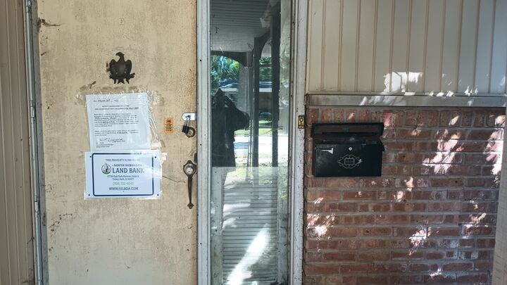 Property Photo:  358 Waverly Street  IL 60466 