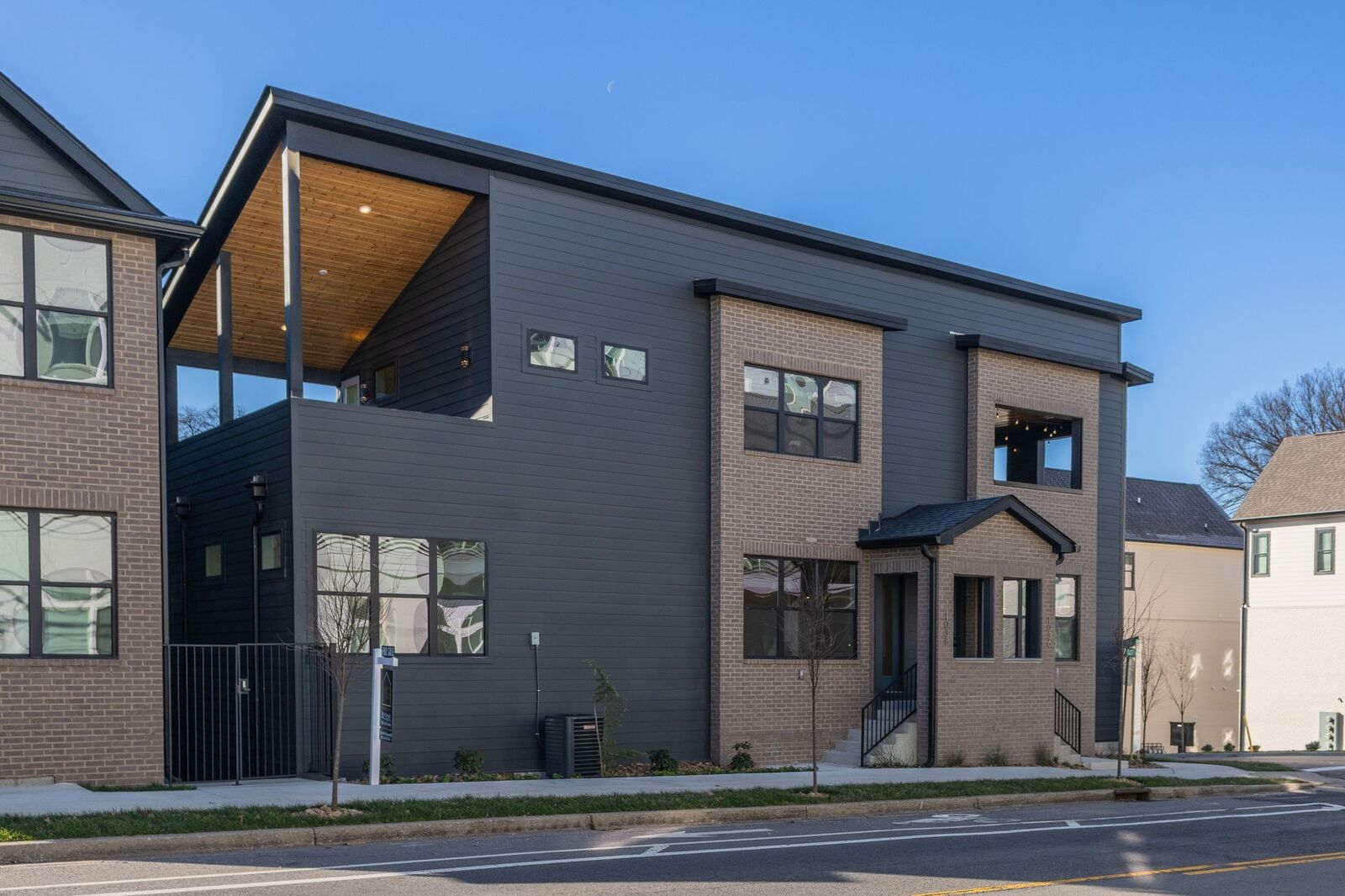 Property Photo:  1038 E Trinity Ln 7  TN 37216 