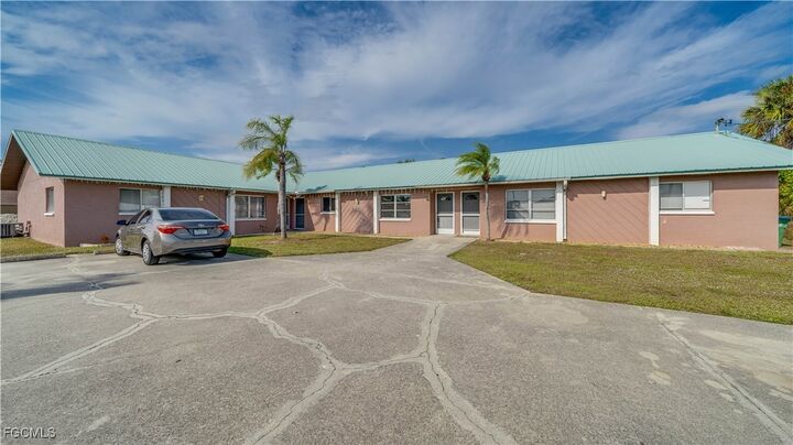 Property Photo:  107 SW 16th Terrace  FL 33991 