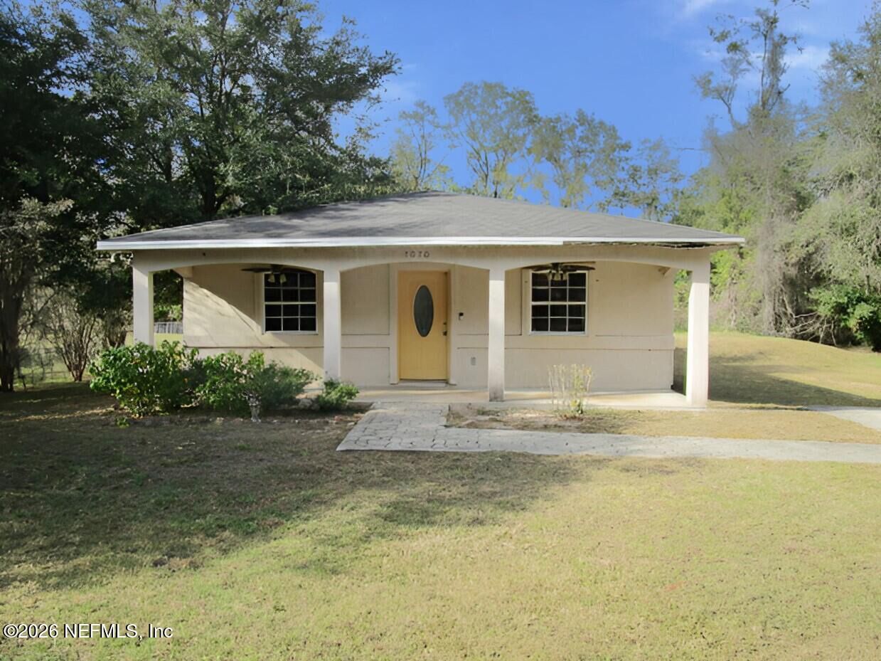 Property Photo:  7070 3rd Street  FL 32092 