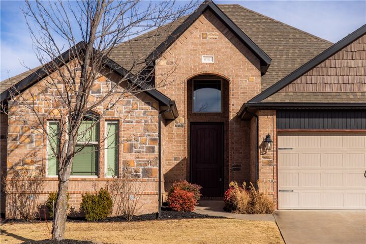 Property Photo:  6101 Woodbine Drive  AR 72758 