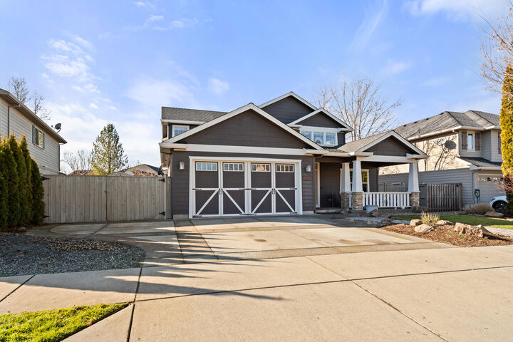 Property Photo:  3640 Creek View Drive  OR 97504 