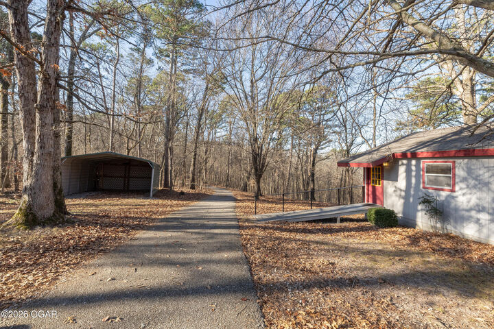 Property Photo:  56 Thompson Lane  MO 64854 