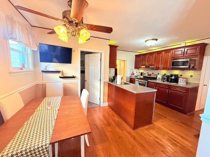 Property Photo:  4 Frye St  MA 01851 