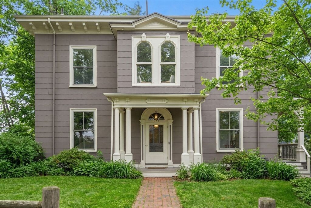 Property Photo: 123 Park St MA 02458