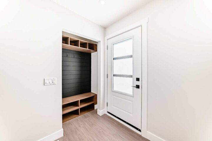 Property Photo:  116 Rundlecairn Rise NE  AB T1Y 2Y3 