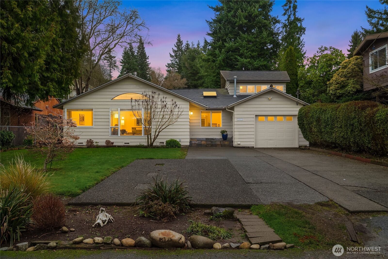 Property Photo:  13514 NE 36th Avenue  WA 98125 