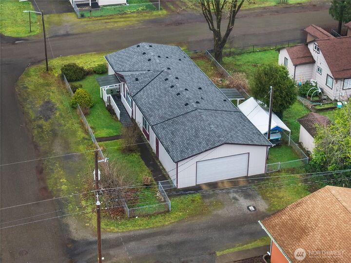 Property Photo: 321 E F Street WA 98584